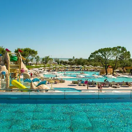 Mediterraneo Village