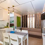 Mediterraneo Village 5*