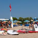 ホリデーパーク Mediterraneo Village 5*