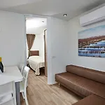 Mediterraneo Village 5* カヴァッリーノ・トレポルティ