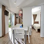 Mediterraneo Village カヴァッリーノ・トレポルティ