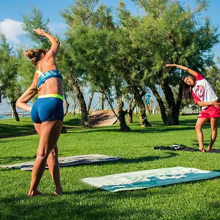 Mediterraneo Village Каваллино