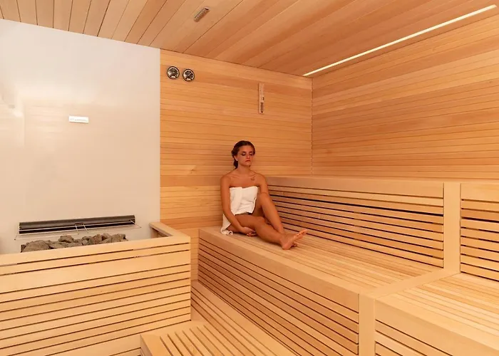 Mediterraneo Village 5*